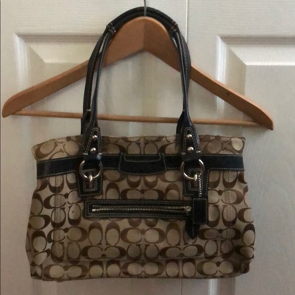 Coach Purse - Picture 1 of 3